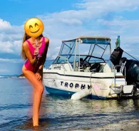 Trophy. 1992 ���, ����� 7,3��., ��������� ���������, 150��.�., ������ ����