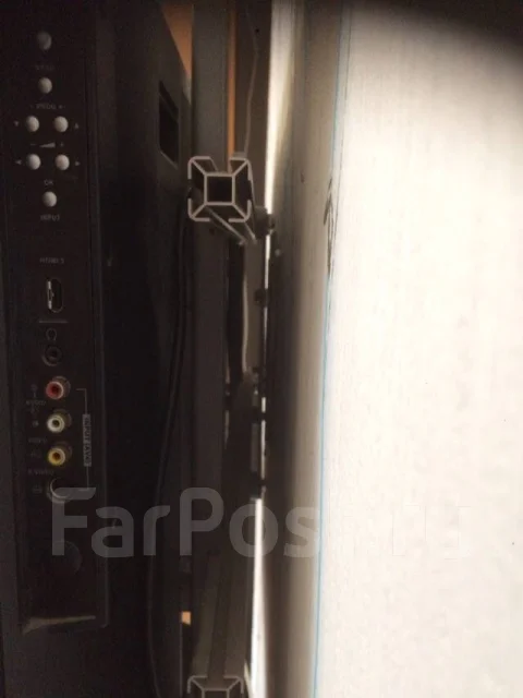 Hitachi. LCD (��) ����