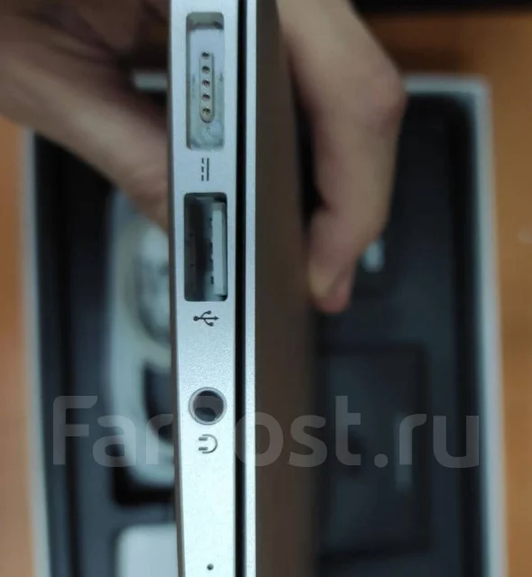 Apple MacBook Air 13 2017 Mid MQD32. 13.3", 2,9����, ��� 8 ��, ���� 124���, WiFi: 1, Bluetooth: 1, ����������� �� 12��. ����