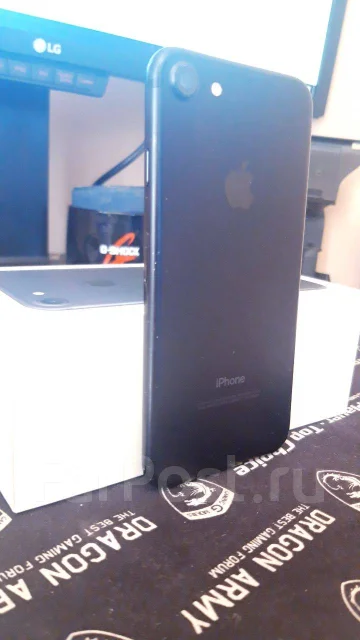 Apple iPhone 7. �/�, ������, 4G LTE, NFC ����