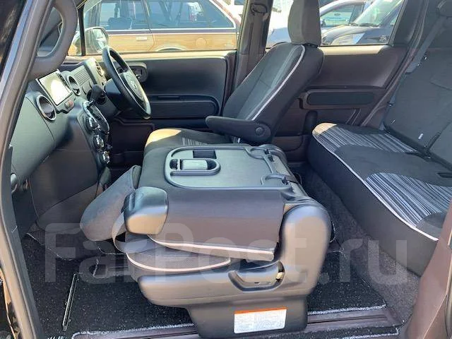Toyota Spade. �������, 4wd, 1.5 (109��.�.), ������, 83 500����. ��, �/�. ��� ����� �� ������������ ����