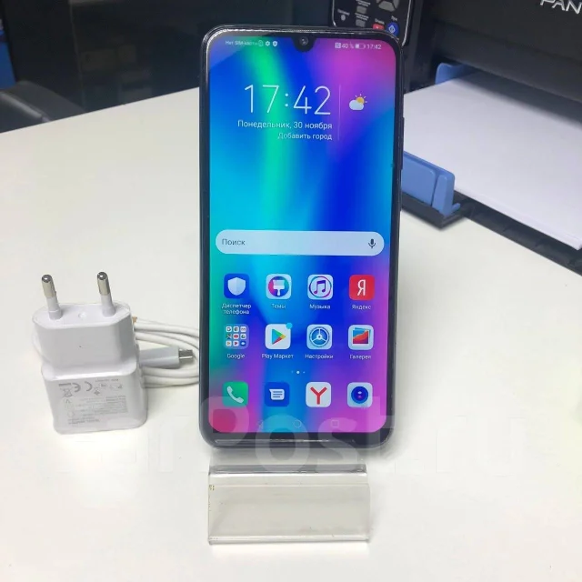 Honor 10 Lite. �/�, ������, 3G, 4G LTE ����