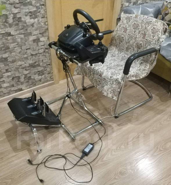 Подставка под игровой руль, новый. Цена: 5 000₽ во Владивостоке