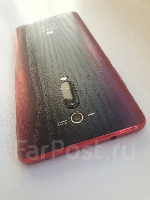 Xiaomi Mi 9T. �/�, �������, 4G LTE, Dual-SIM, NFC ����