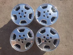 ����� ���� ������ R15; 5-114,3; 5,5J; +45. 5.5x15", 5x114.3, ET45, �� 67,1���. ����