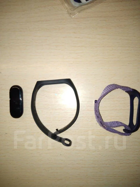 Xiaomi Mi Band 4 ����