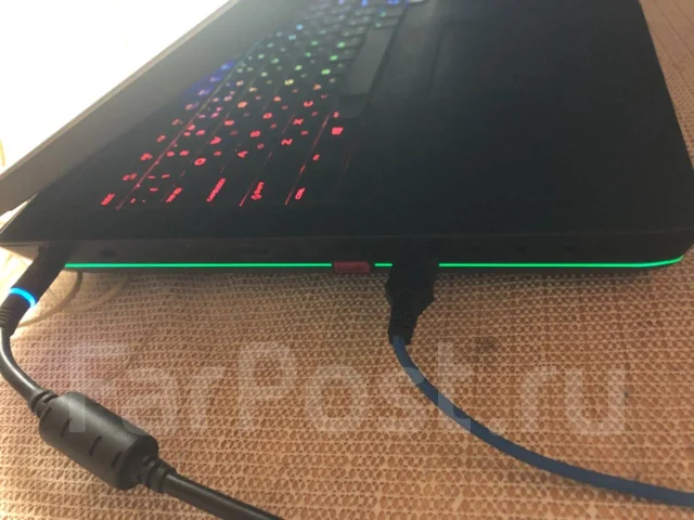Dell Alienware. 17.3", 2,4����, ��� 16 ��, ���� 750���, WiFi: 1, Bluetooth: 1 ����