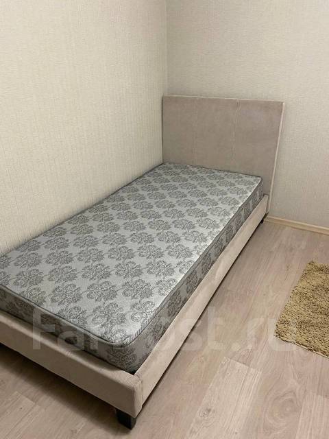 Кровать 1,5 спальная, б/у, в наличии. Цена: 8 905₽ в Хабаровске