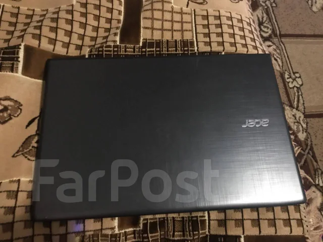 Acer Aspire E15-576G. 2,3����, ��� 512 ��, ���� 500���, WiFi: 1, Bluetooth: 1, ����������� �� 6��. ����