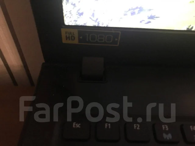 Acer Aspire E15-576G. 2,3����, ��� 512 ��, ���� 500���, WiFi: 1, Bluetooth: 1, ����������� �� 6��. ����