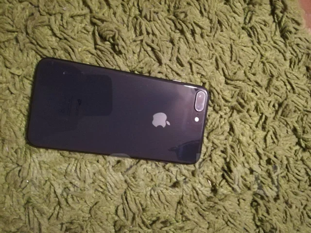Apple iPhone 8 Plus. �/�, ������, 3G, 4G LTE, ����������, NFC ����