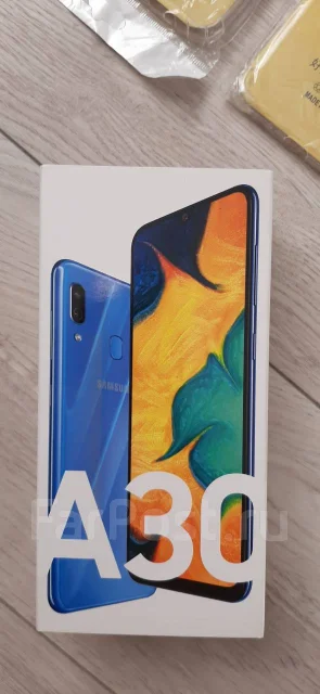 Samsung Galaxy A30. �/�, 3G, 4G LTE, Dual-SIM, ����������, NFC ����