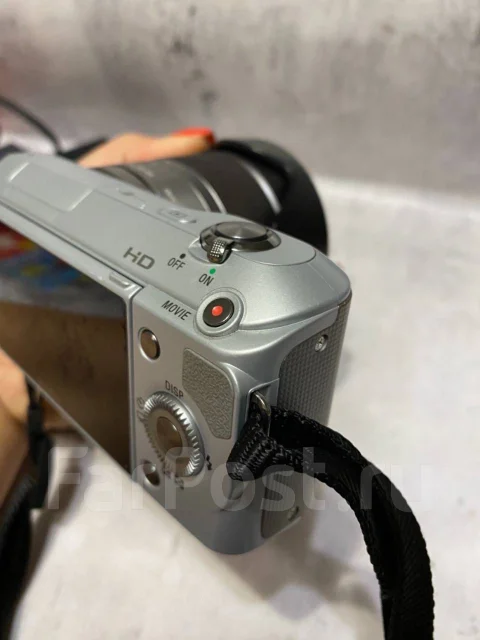 Sony Alpha NEX-3 ����