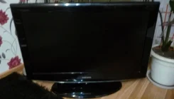 Samsung LE32R81B. LCD (��) ����