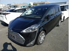 Toyota Sienta. NSP170 ����