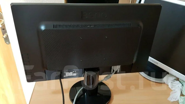 BenQ. 22" ����