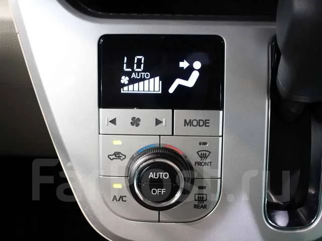 Daihatsu Cast. ��������, ��������, 0.7 (52��.�.), ������, �/�. ��� ����� �� ������������ ����