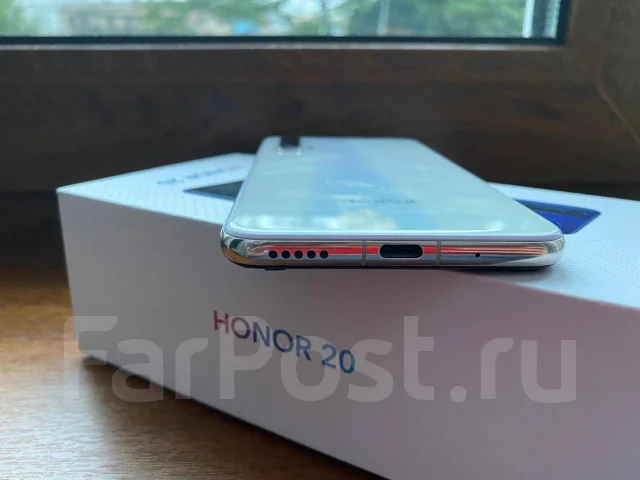 Honor 20. �/�, �����, 3G, 4G LTE, Dual-SIM, ����������, NFC ����
