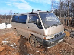 Nissan Homy. TD27 ����