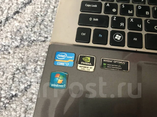 Acer Aspire V3-771G. 17" ����