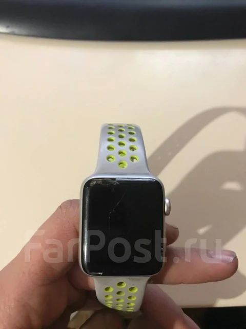 Apple Watch Series 2. GPS, NFC, IP67, IP68 ����