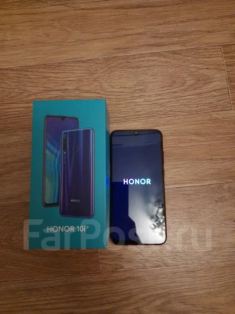 Honor 10i. �/�, �������, 4G LTE ����