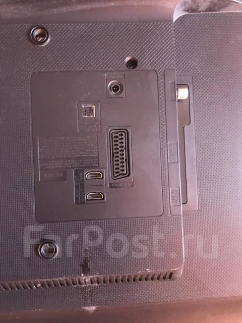 Samsung UE32J4000. LCD (��) ����