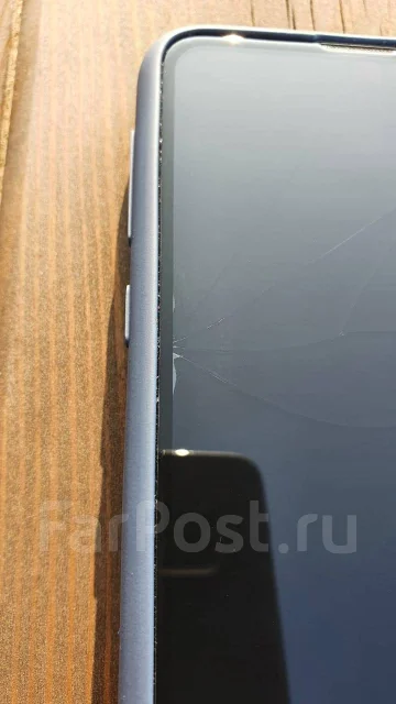 Samsung Galaxy S10e. �/�, ������, 4G LTE, Dual-SIM, NFC ����