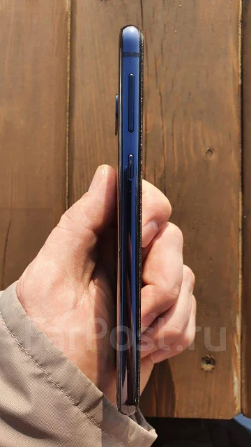 Samsung Galaxy S10e. �/�, ������, 4G LTE, Dual-SIM, NFC ����