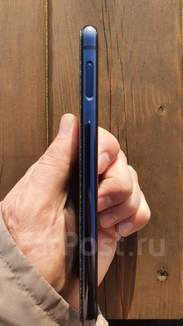 Samsung Galaxy S10e. �/�, ������, 4G LTE, Dual-SIM, NFC ����
