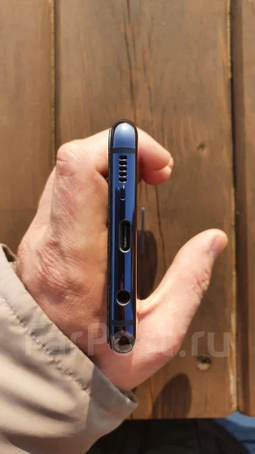 Samsung Galaxy S10e. �/�, ������, 4G LTE, Dual-SIM, NFC ����