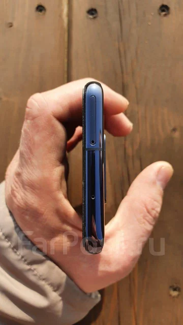 Samsung Galaxy S10e. �/�, ������, 4G LTE, Dual-SIM, NFC ����