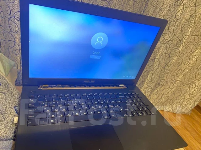 Asus X533M. 15.6", 1,8����, ��� 4 ��, ���� 500���, WiFi: 1, Bluetooth: 1, ����������� �� 2��. ����