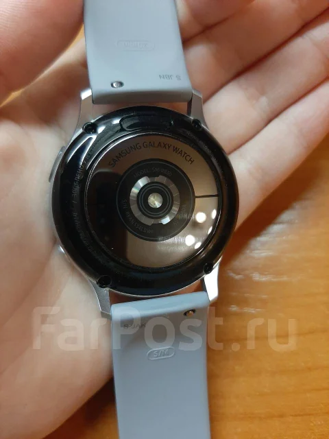 Samsung Galaxy Watch Active2 ����