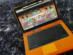Sony VAIO VPC-CA2S1R. 14", 2,1����, ��� 4 ��, ���� 500���, WiFi: 1, Bluetooth: 1 ����