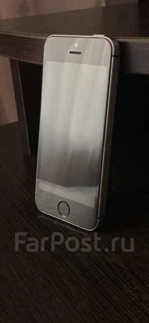 Apple iPhone SE. �/� ����