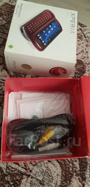 Sony Ericsson Xperia Pro. �/�, ������� ����