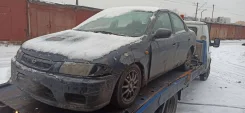 Mazda 323 ����