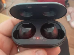Samsung Galaxy Buds+ ����