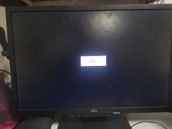 Fujitsu. 22" ����