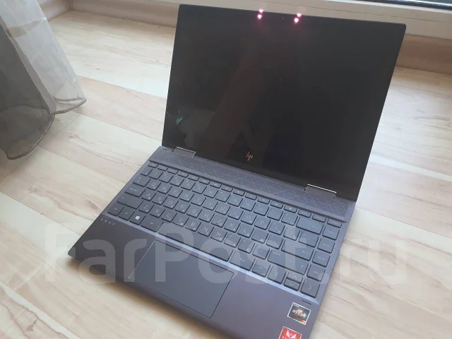 HP Envy 13. 13.3", ��� 4 ��, ���� 256���, WiFi: 1, Bluetooth: 1, ����������� �� 11��. ����