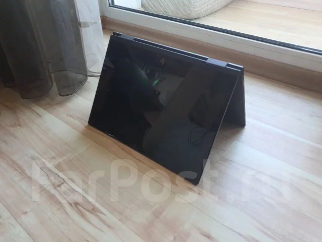 HP Envy 13. 13.3", ��� 4 ��, ���� 256���, WiFi: 1, Bluetooth: 1, ����������� �� 11��. ����