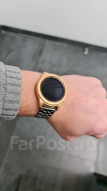 Samsung Galaxy Watch. GPS, NFC, IP67, IP68 ����