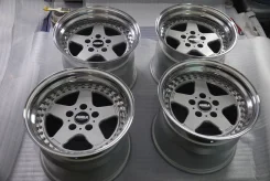 Weds Adula. 11.5x16", 5x114.3, ET8 ����