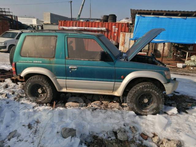 Mitsubishi pajero v26w