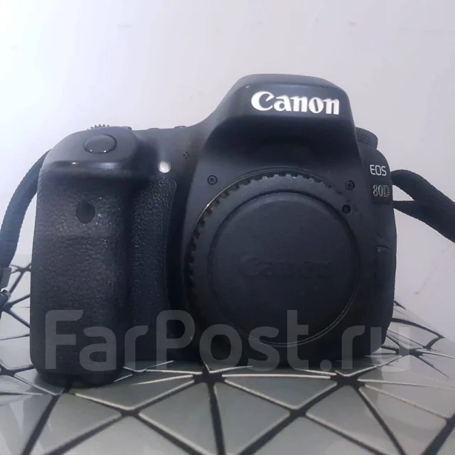 Canon EOS 80D ����