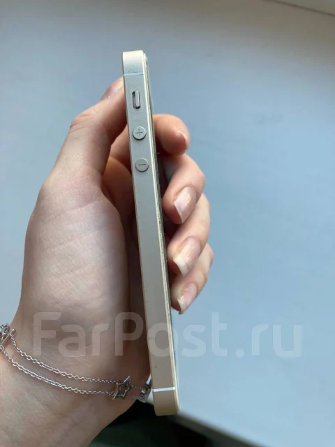 Apple iPhone SE. �/�, �������, 4G LTE ����