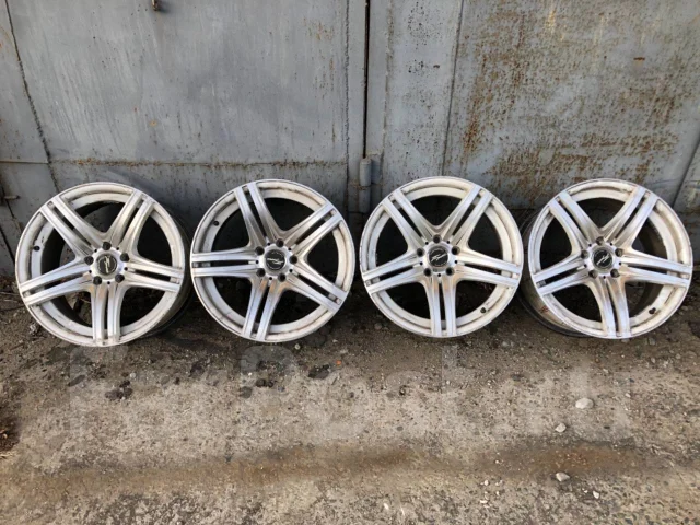 Wald. 8.5x18", 5x114.3, ET38 ����