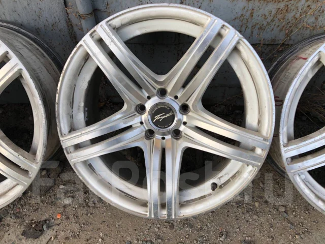 Wald. 8.5x18", 5x114.3, ET38 ����