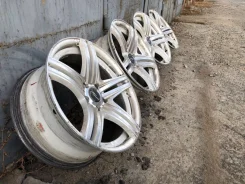 Wald. 8.5x18", 5x114.3, ET38 ����